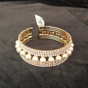 NWT Cezanne Pearl & Rhinestone Cuff Bracelet